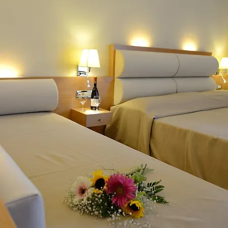 ホテル Maritina 3*