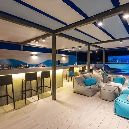 Maritina Hotel Cos